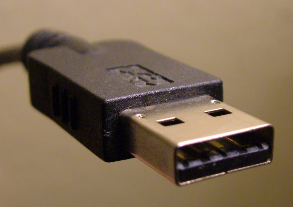 Black USB 2.0